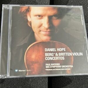 Daniel Hope Berg & Britten ViolinBBC Symphony Orchestra Paul Watkins sealed CD